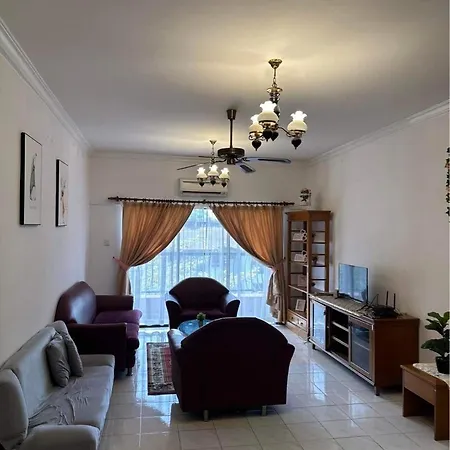 Marina Court C04 Homestay Kota Kinabalu Exterior photo